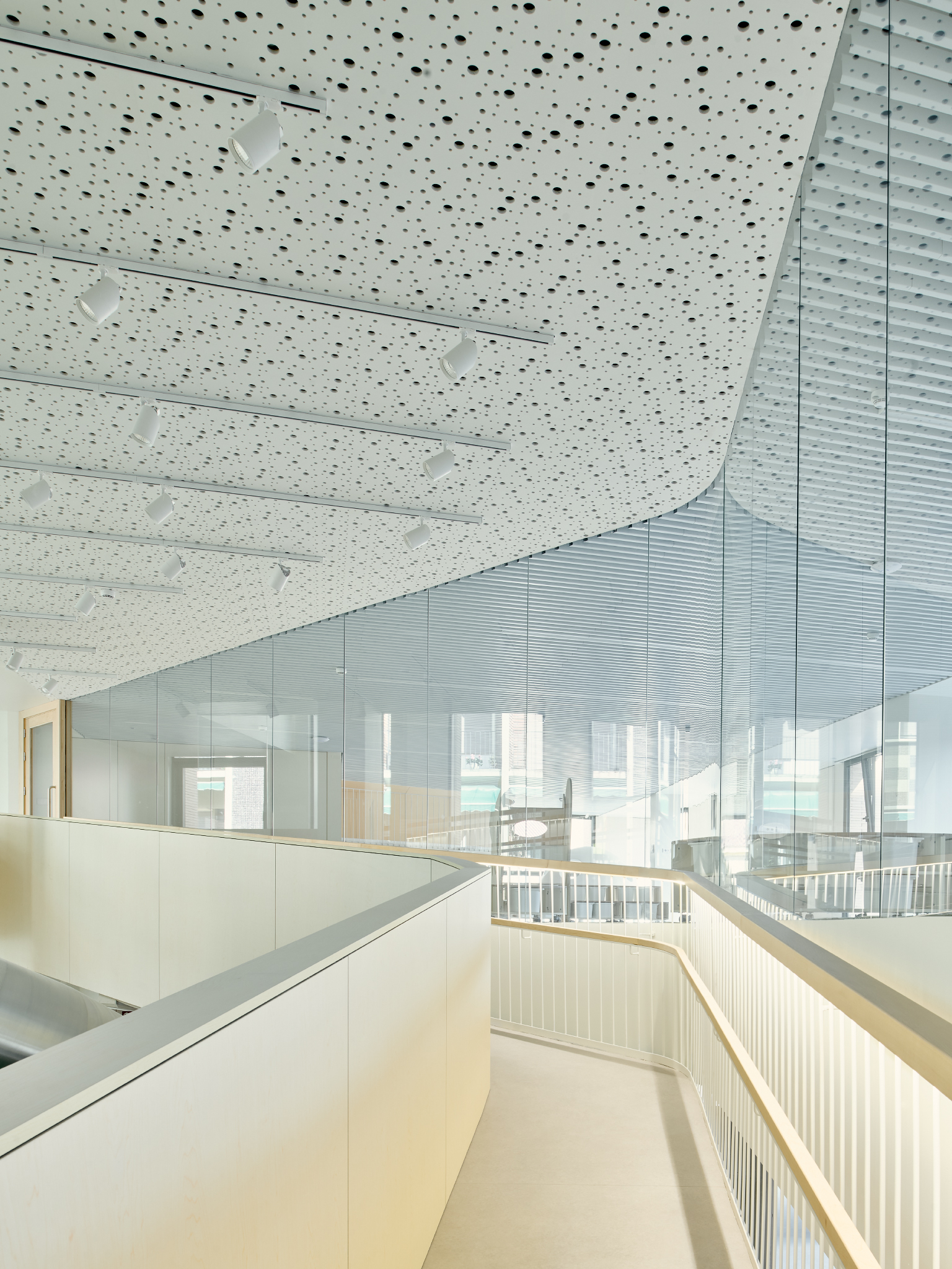 Compania de Maria II bergeraphoto 030 - Colegio Zaragoza